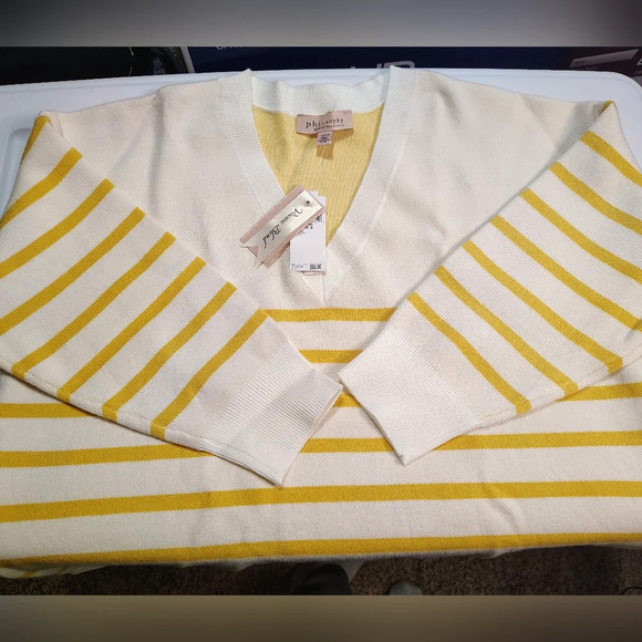 Philosophy women's sweater V neck, knit, pull on, striped, long sleeve, 1X. - Picture 5 of 16